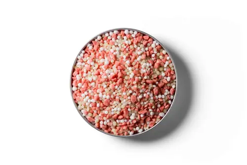 Cropmaster 16 High K fertiliser granules in a round dish