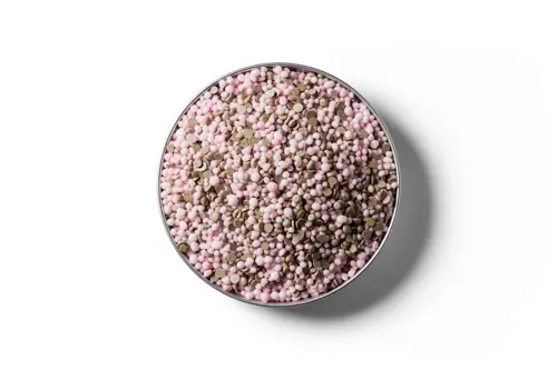 N-Protect S fertiliser granules in a round dish